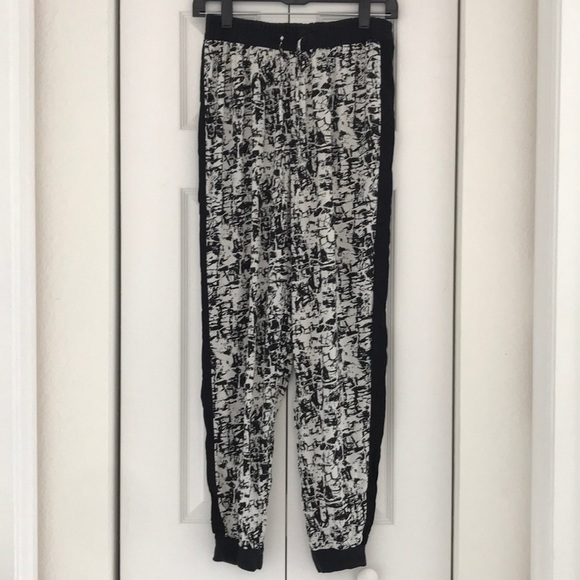 Hollister jogger - Picture 1 of 7